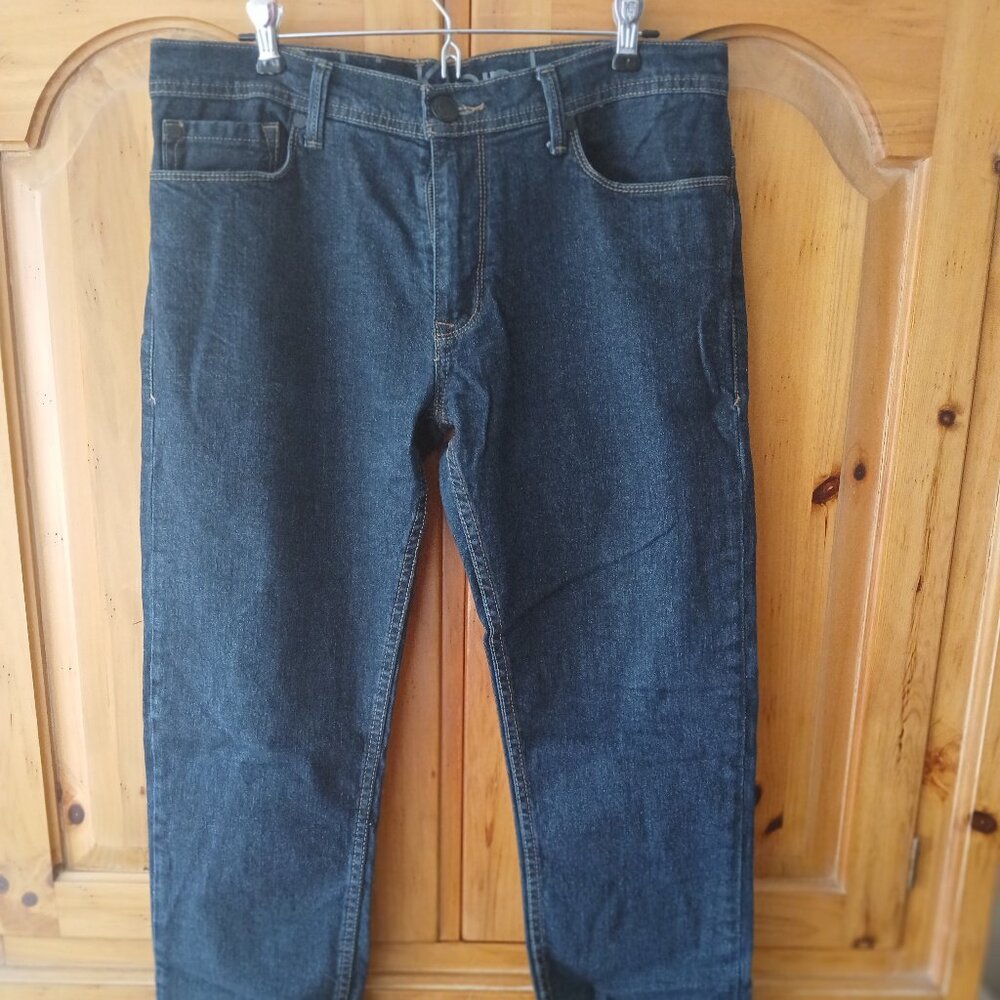 Calvin Klein rocker men's size 32X32 dark blue 5 pocket straight jeans EUC